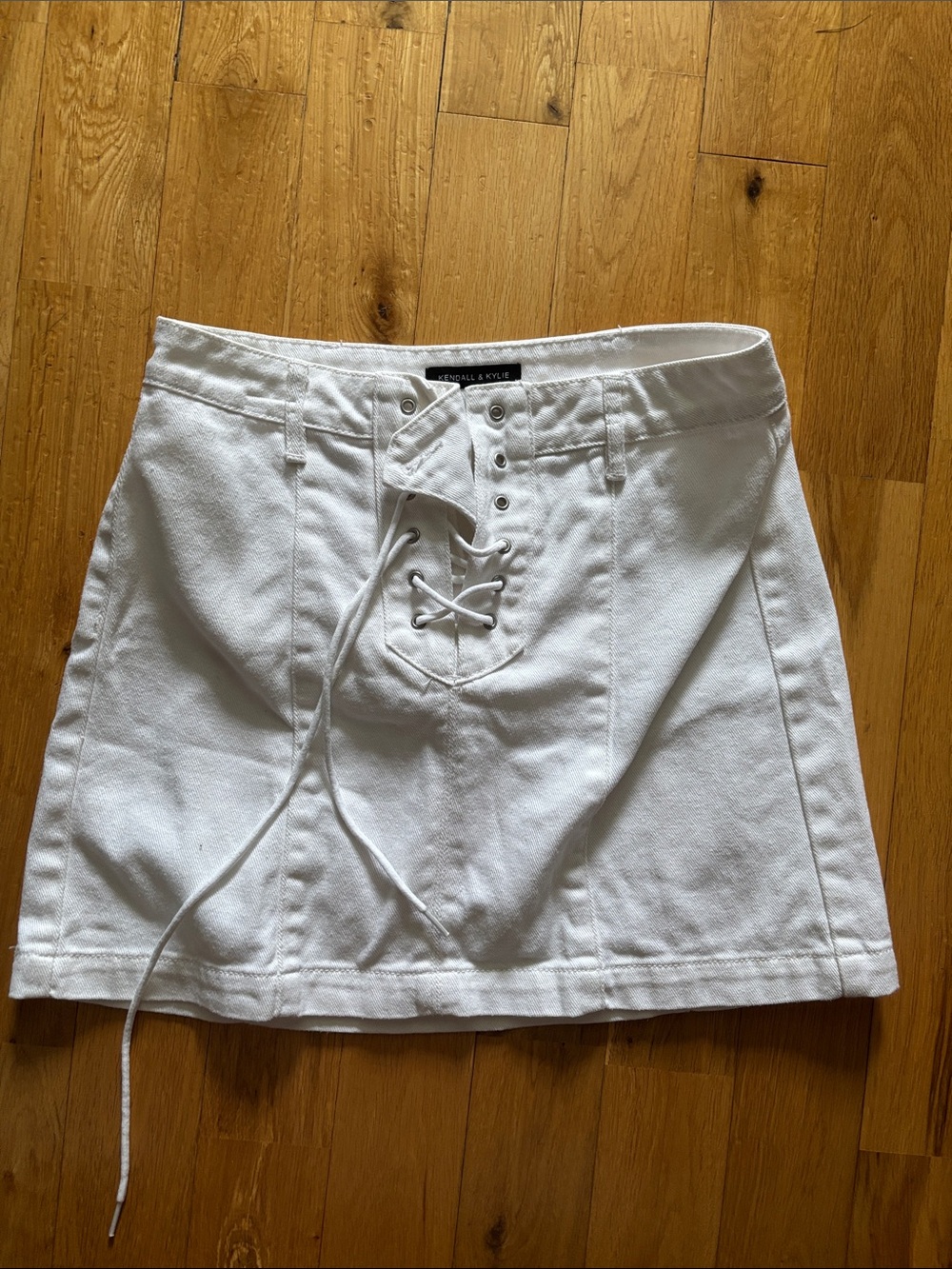 Kendall & Kylie White Lace-Up Mini Skirt